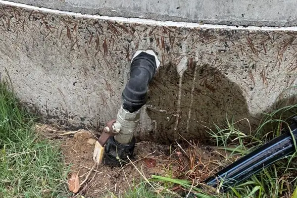 Emergency burst water pipe repair in Logan, fast plumbing services to prevent water damage